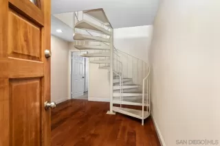 Photo #1: 230021702 Listing