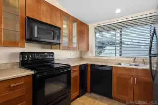 Photo #5: 230021702 Listing