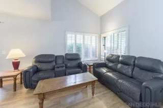 Photo #1: 230021714 Listing