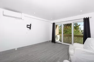 Photo #1: 230021719 Listing