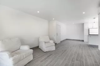 Photo #4: 230021719 Listing