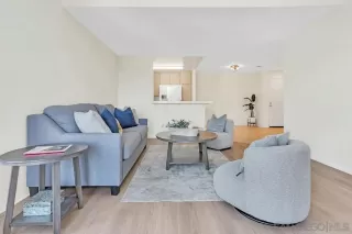 Photo #4: 230021772 Listing 