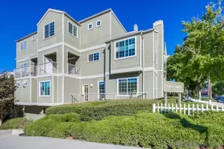 Photo #1: 230021773 Listing