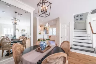 Photo #3: 230021808 Listing