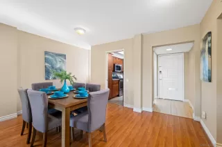 Photo #5: 230021839 Listing