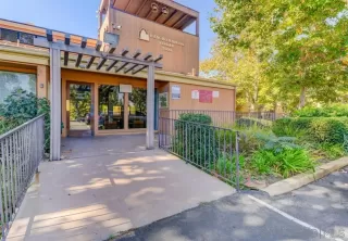 Photo #1: 230021865 Listing