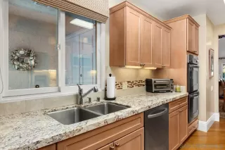 Photo #5: 230021880 Listing