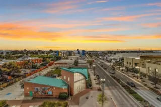 Photo #1: 230021932 Listing 