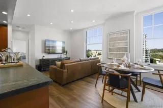 Photo #2: 230021952 Listing