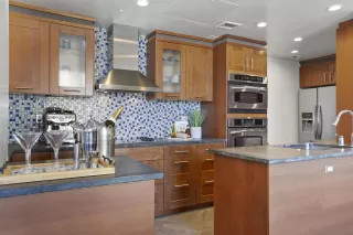 Photo #5: 230021952 Listing