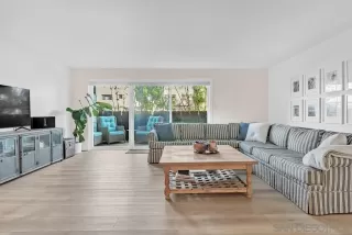 Photo #3: 230021955 Listing