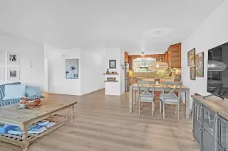 Photo #5: 230021955 Listing