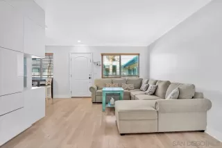 Photo #2: 230021960 Listing 