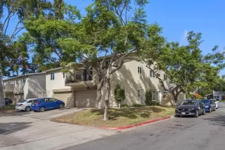 Photo #1: 230021996 Listing