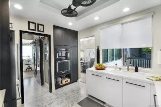 Photo #3: 230022014 Listing