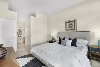 Photo #2: 230022034 Listing 