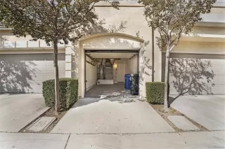 Photo #6: 230022034 Listing 