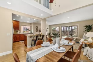 Photo #5: 230022072 Listing