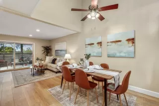 Photo #6: 230022072 Listing