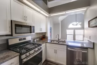 Photo #6: 230022092 Listing