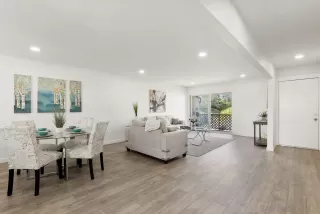 Photo #6: 230022100 Listing