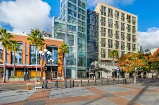 Photo #3: 230022107 Listing