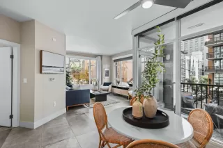 Photo #1: 230022114 Listing 