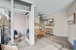 Photo #5: 230022114 Listing 