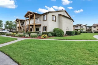 Photo #3: 230022132 Listing 