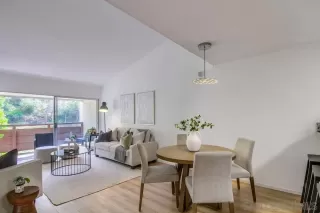 Photo #1: 230022137 Listing 