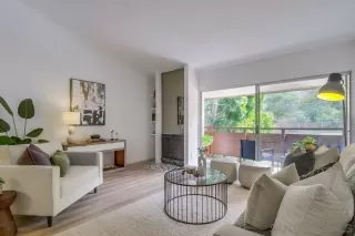 Photo #2: 230022137 Listing 