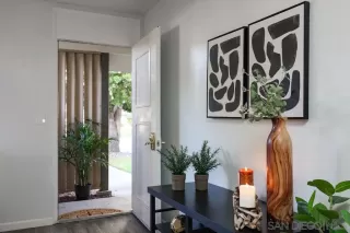 Photo #3: 230022138 Listing