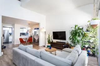 Photo #1: 230022155 Listing