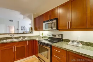 Photo #3: 230022166 Listing 