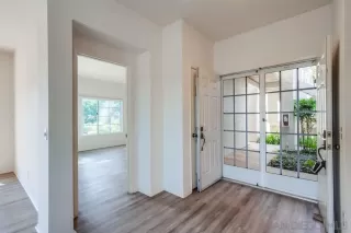 Photo #2: 230022170 Listing