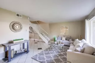 Photo #4: 230022183 Listing 