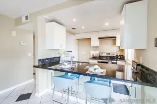 Photo #5: 230022183 Listing 