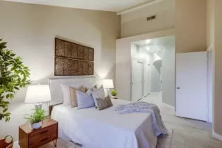 Photo #6: 230022191 Listing