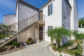 Photo #1: 230022218 Listing