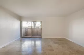 Photo #3: 230022218 Listing