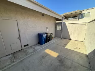 Photo #3: 230022225 Listing