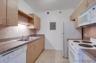 Photo #4: 230022245 Listing