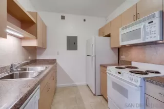 Photo #5: 230022245 Listing