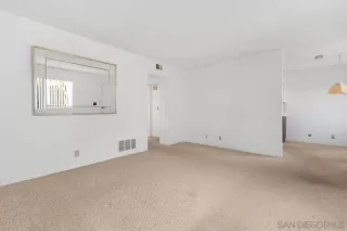 Photo #5: 230022330 Listing