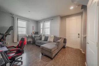 Photo #2: 230022338 Listing