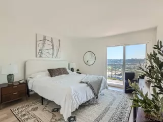 Photo #6: 230022353 Listing