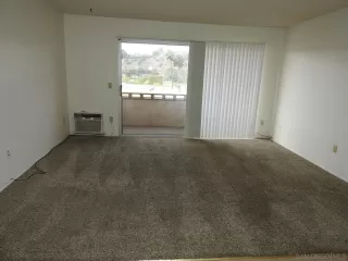 Photo #3: 230022364 Listing