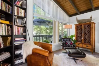 Photo #5: 230022384 Listing