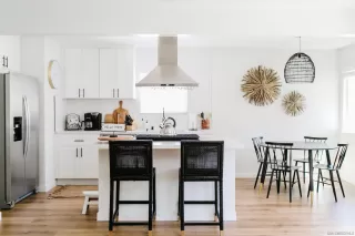 Photo #5: 230022410 Listing