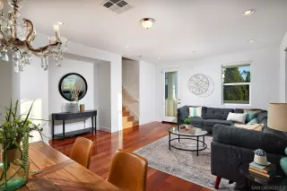 Photo #3: 230022415 Listing